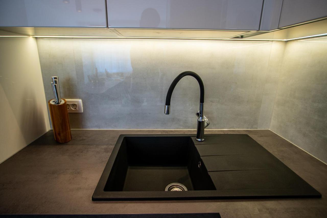 Appartement Azzurro - With Private Rooftop Jacuzzi Zadar