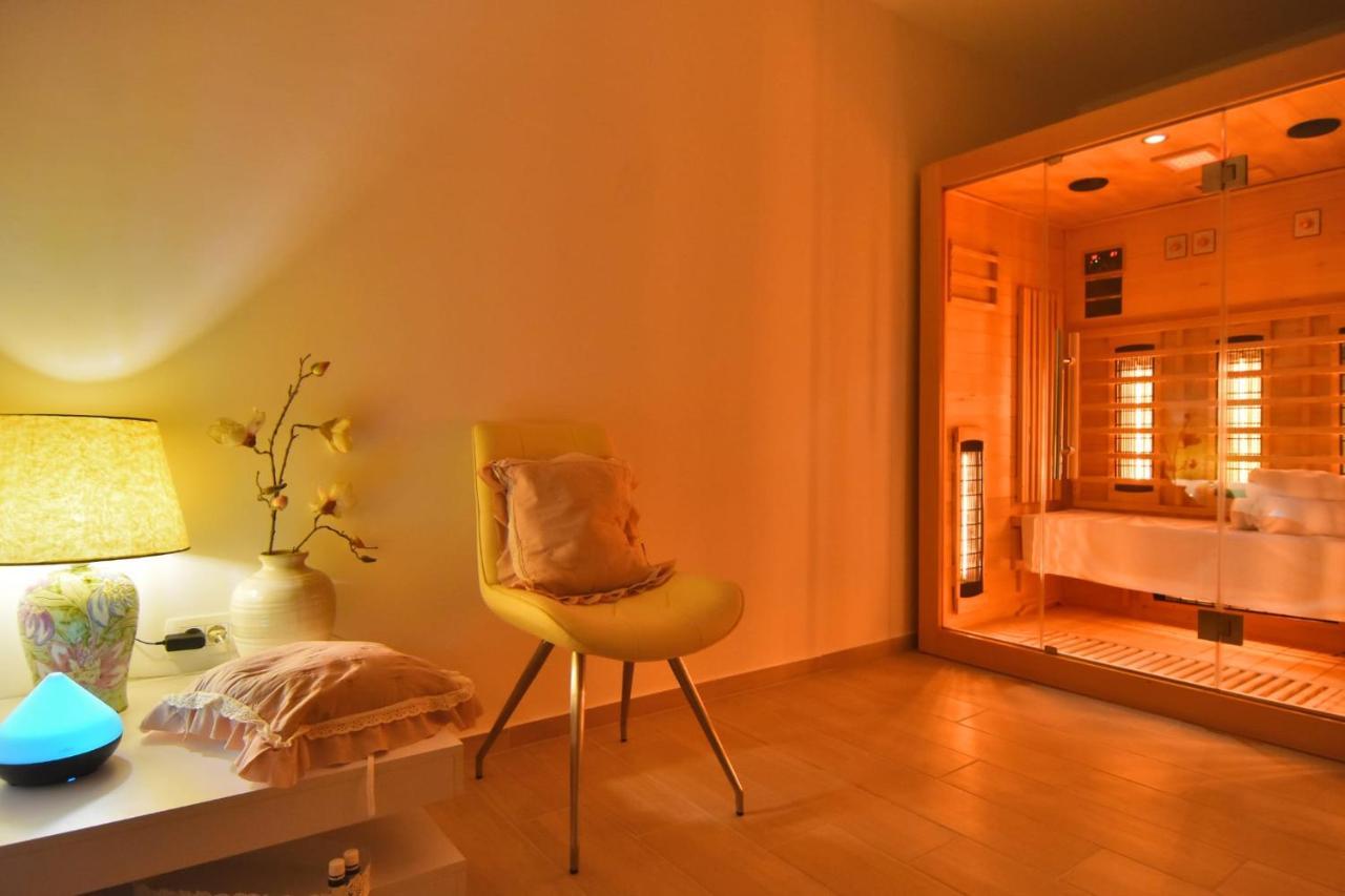 Azzurro - With Private Rooftop Jacuzzi Appartement *